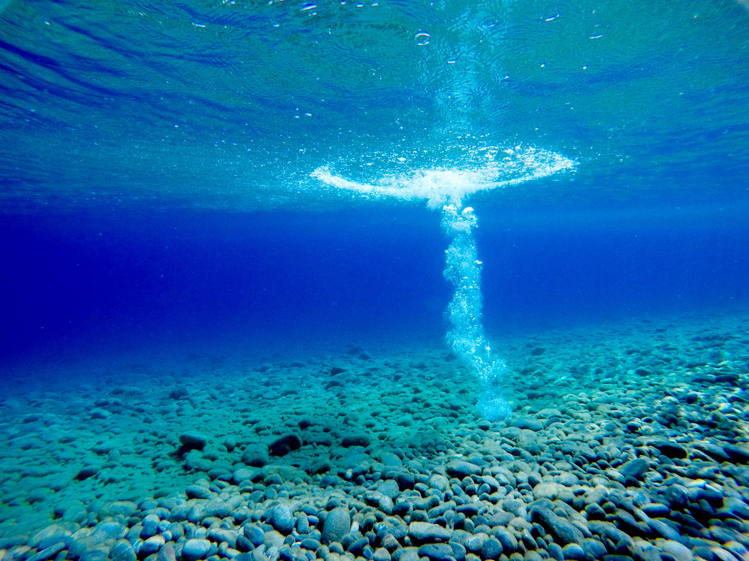Under Water Whirlpool